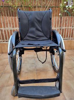 Diferentes vistas de la silla en venta