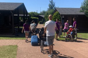 Foto de participantes llegando al Bosque de los Sueños