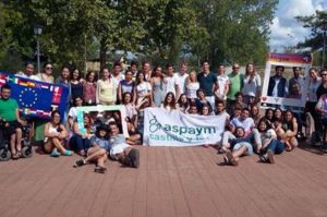 Participantes en el encuentro juvenil SMILE