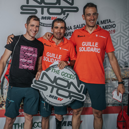 Guillermo y Agustín posan en un photocall durante una Non Stop 