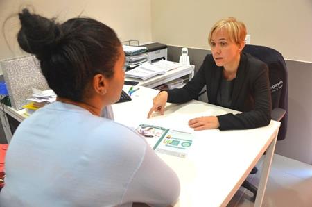 Técnico de inserción laboral de ASPAYM CYL en Ávila