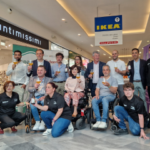 Foto de familia durante la inauguración del punto de venta de Saborea Castilla y León y La Birra Láctea en el Centro Comercial RÍO Shopping