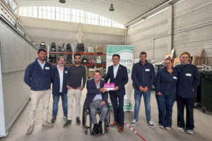 El director ejecutivo de ASPAYM CyL y director de CETEO recibe el sello Bequal