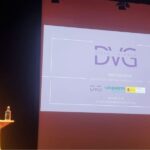 Verónica Arias, coordinadora del área de Mujer de ASPAYM Castilla y León, presentando el proyecto Disca-VioGen